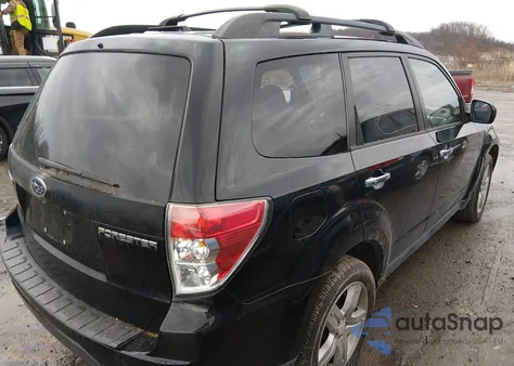 2009 Subaru Forester 2.5X из США, поврежденный, VIN JF2SH63649H713231